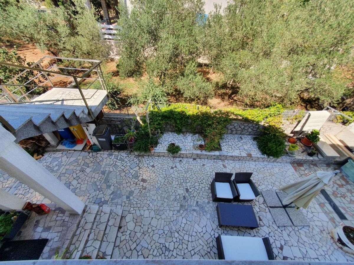 Apartmani Alta Krk Town Exterior photo